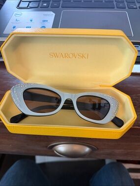 Swarovski Crystal Cat-Eye Sunglasses silver exterior w/black interior logo case